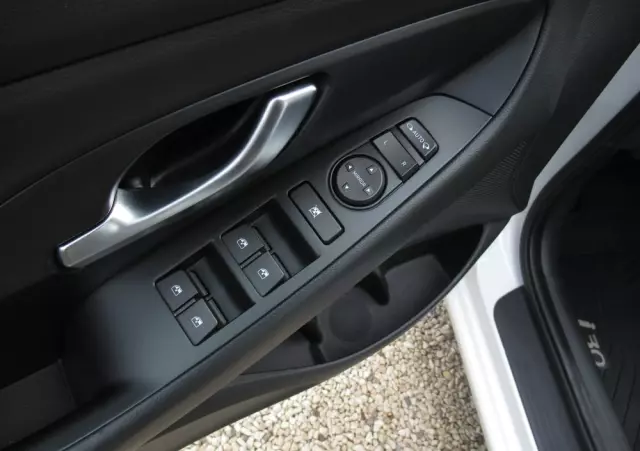 HYUNDAI I30 1.5 T-GDI 48V Comfort DCT