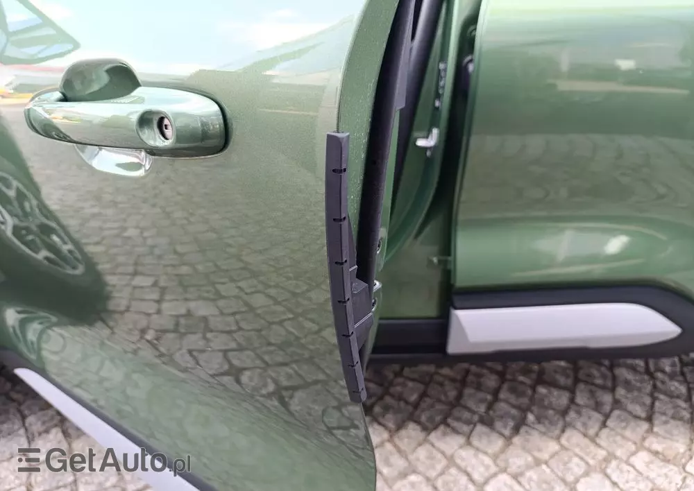 FORD Kuga 2.5 FHEV AWD Active X eCVT