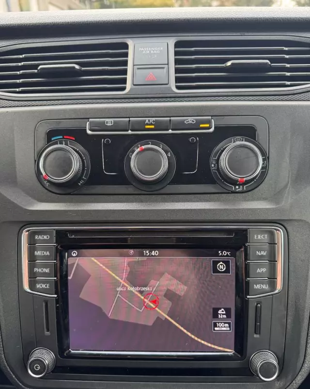 VOLKSWAGEN Caddy Maxi 