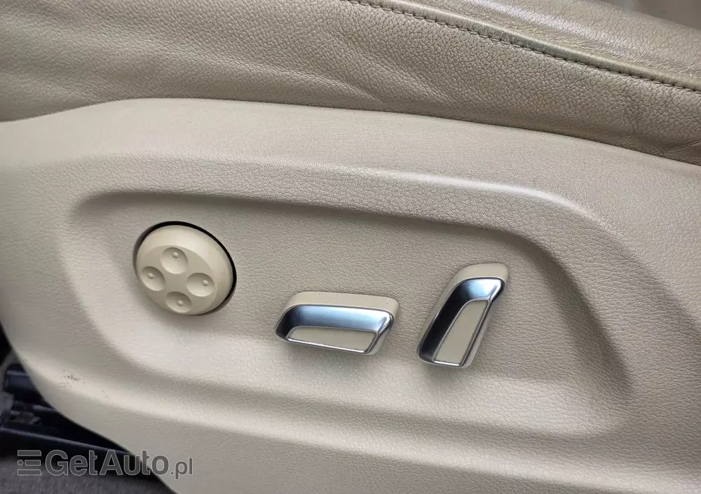 AUDI Q5 2.0 TDI Quattro S tronic