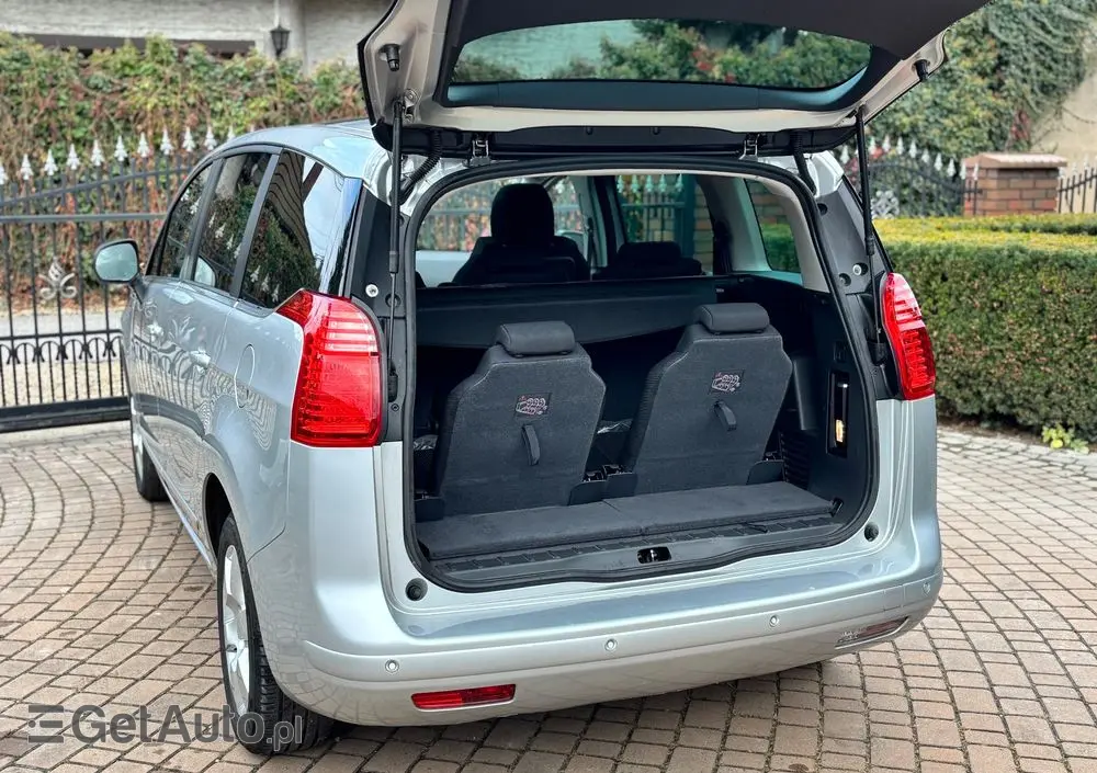 PEUGEOT 5008 1.6 THP Family 7os
