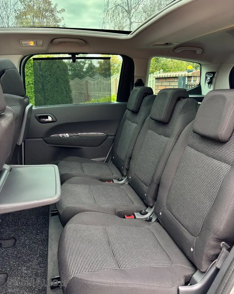 PEUGEOT 5008 1.6 THP Family 7os