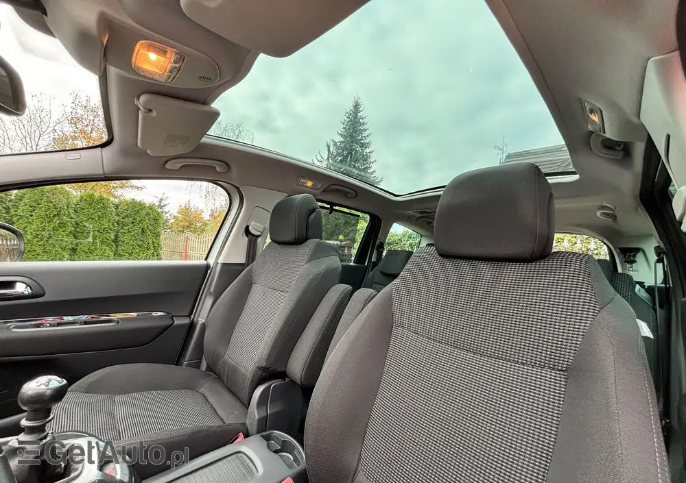 PEUGEOT 5008 1.6 THP Family 7os