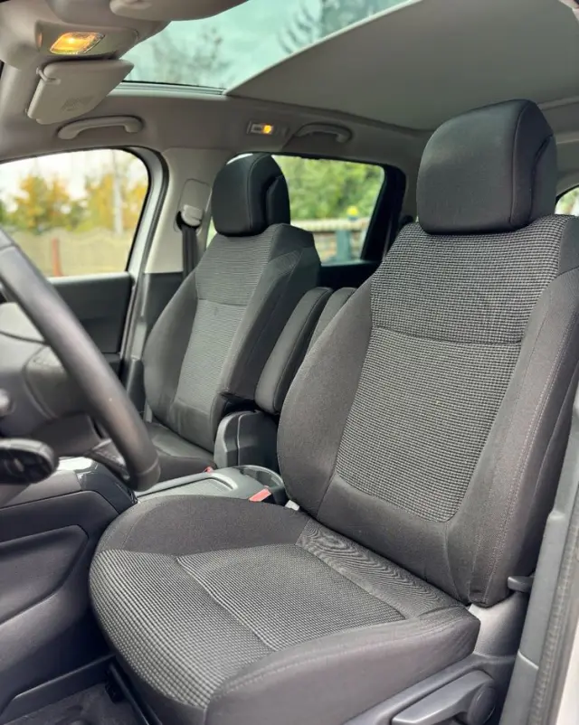 PEUGEOT 5008 1.6 THP Family 7os