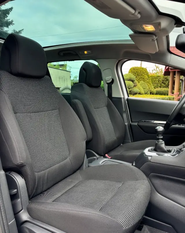 PEUGEOT 5008 1.6 THP Family 7os
