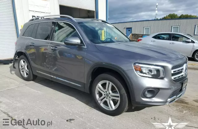 MERCEDES-BENZ GLB 
