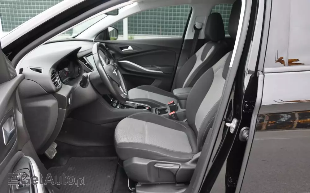 OPEL Grandland X 1.2 T GPF Design Line S&S
