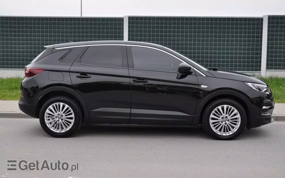 OPEL Grandland X 1.2 T GPF Design Line S&S