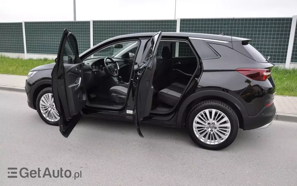 OPEL Grandland X 1.2 T GPF Design Line S&S