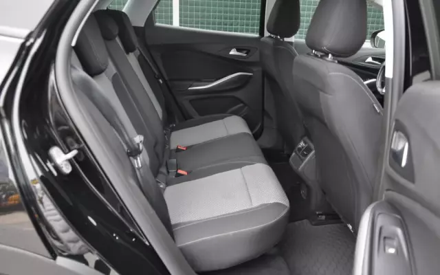 OPEL Grandland X 1.2 T GPF Design Line S&S