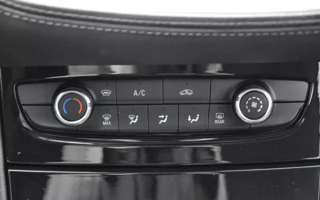 OPEL Grandland X 1.2 T GPF Design Line S&S