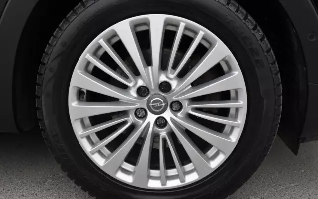 OPEL Grandland X 1.2 T GPF Design Line S&S