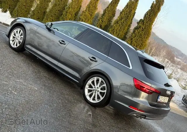 AUDI A4 Avant 2.0 TDI Quattro Sport S tronic