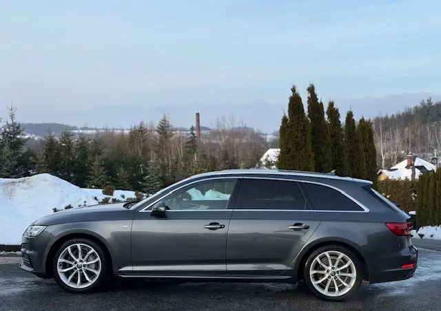 AUDI A4 Avant 2.0 TDI Quattro Sport S tronic