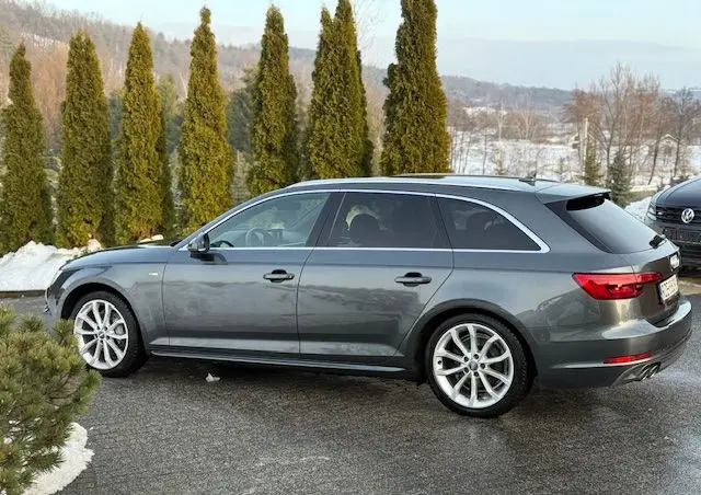 AUDI A4 Avant 2.0 TDI Quattro Sport S tronic