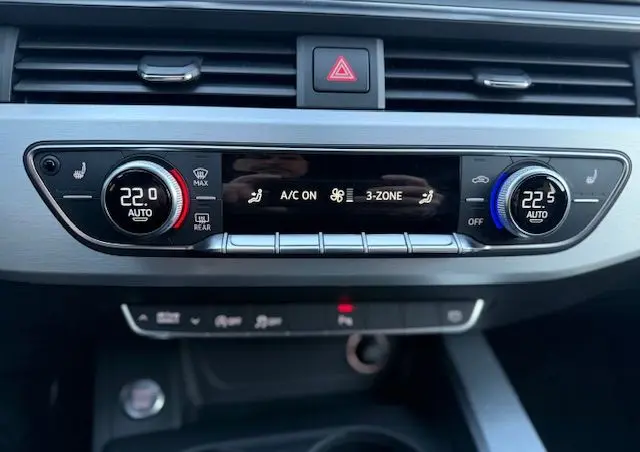 AUDI A4 Avant 2.0 TDI Quattro Sport S tronic