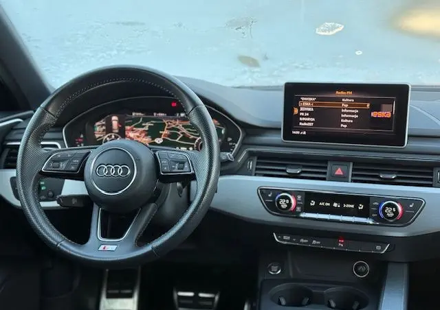 AUDI A4 Avant 2.0 TDI Quattro Sport S tronic