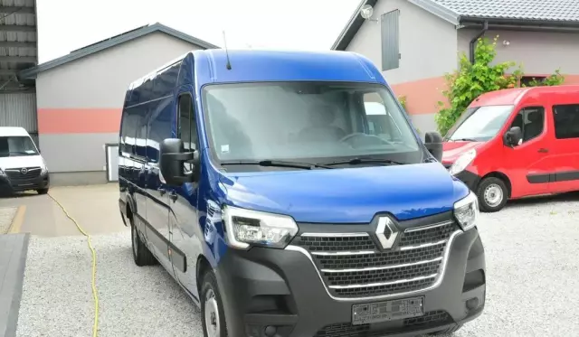 RENAULT Master 