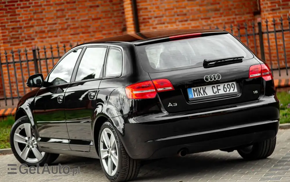 AUDI A3 Sportback 1.6 S tronic Ambition