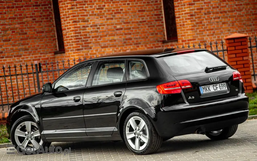 AUDI A3 Sportback 1.6 S tronic Ambition