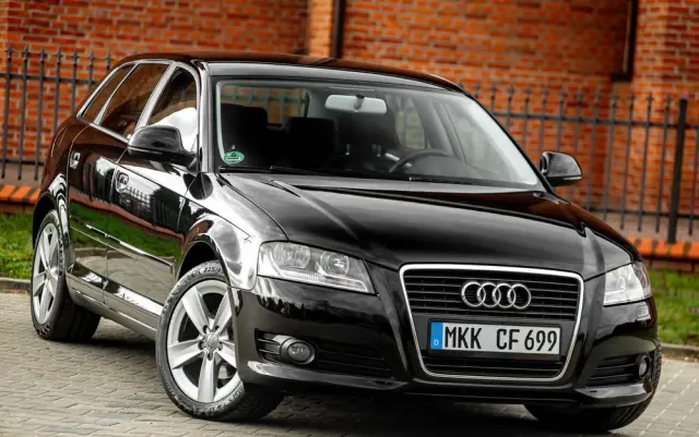 AUDI A3 Sportback 1.6 S tronic Ambition