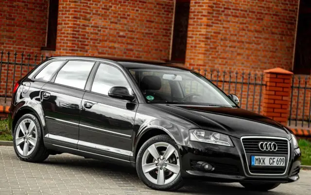 AUDI A3 Sportback 1.6 S tronic Ambition