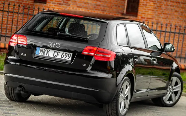 AUDI A3 Sportback 1.6 S tronic Ambition
