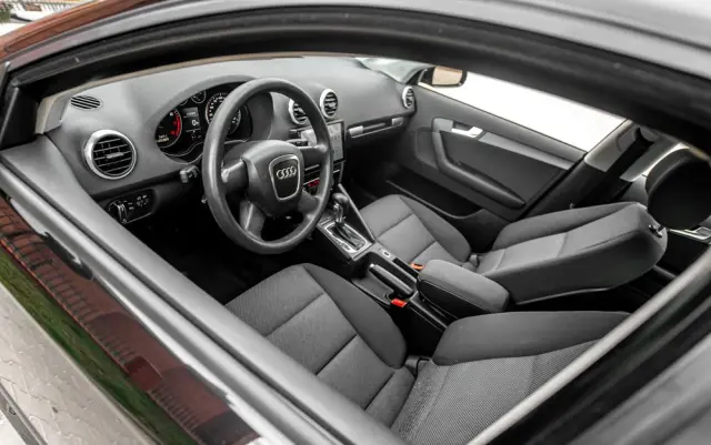 AUDI A3 Sportback 1.6 S tronic Ambition