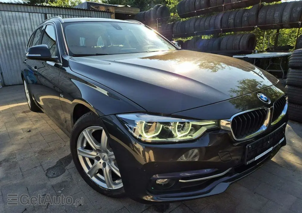 BMW Seria 3 320d Touring Sport Line