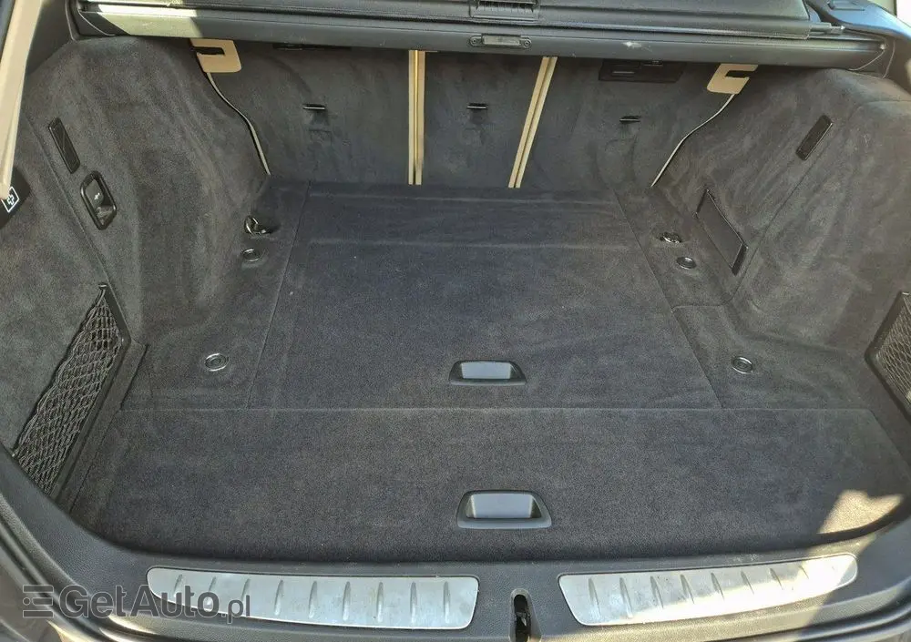 BMW Seria 3 320d Touring Sport Line