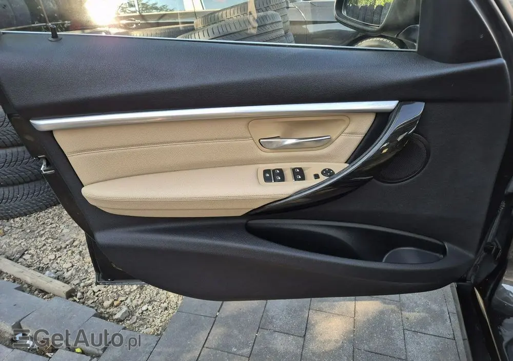 BMW Seria 3 320d Touring Sport Line