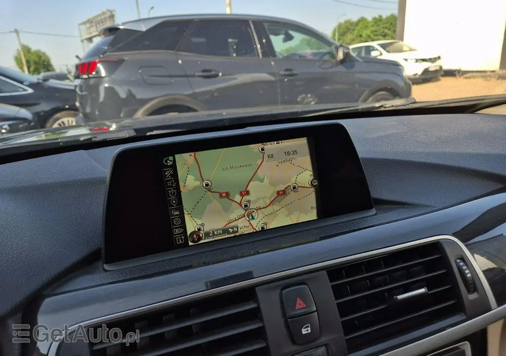 BMW Seria 3 320d Touring Sport Line