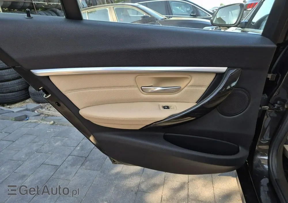 BMW Seria 3 320d Touring Sport Line