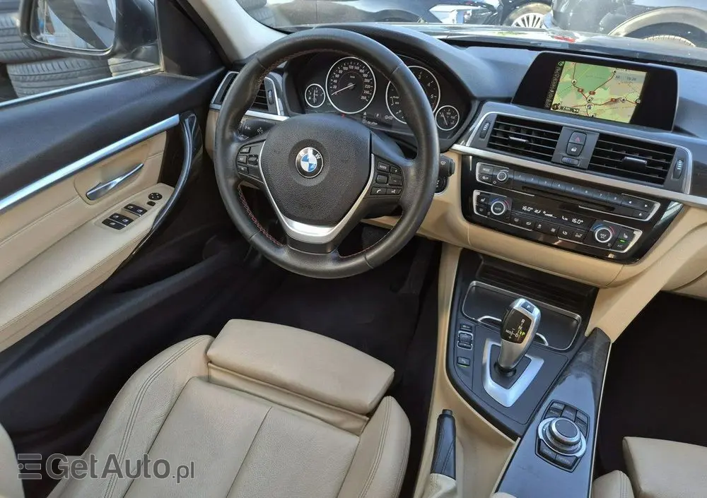 BMW Seria 3 320d Touring Sport Line