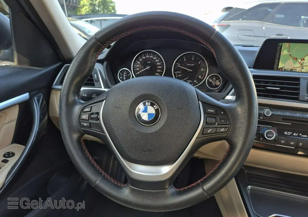 BMW Seria 3 320d Touring Sport Line