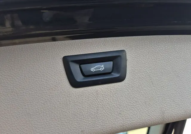 BMW Seria 3 320d Touring Sport Line