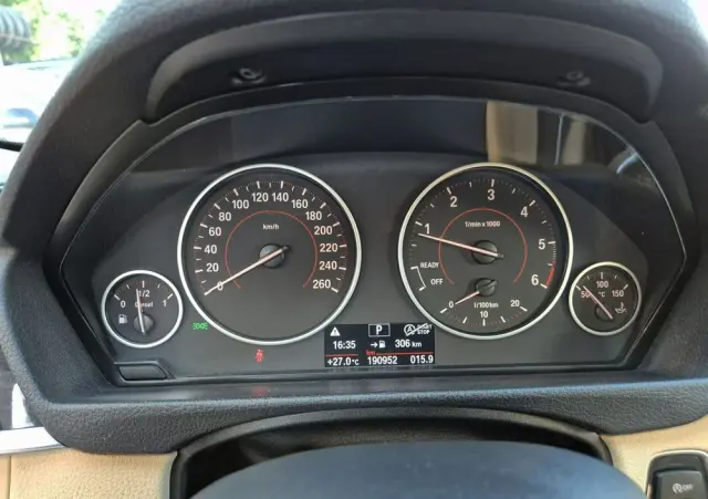 BMW Seria 3 320d Touring Sport Line