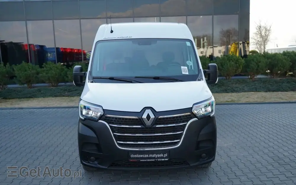RENAULT MASTER / BLASZAK / FURGON / 2023 