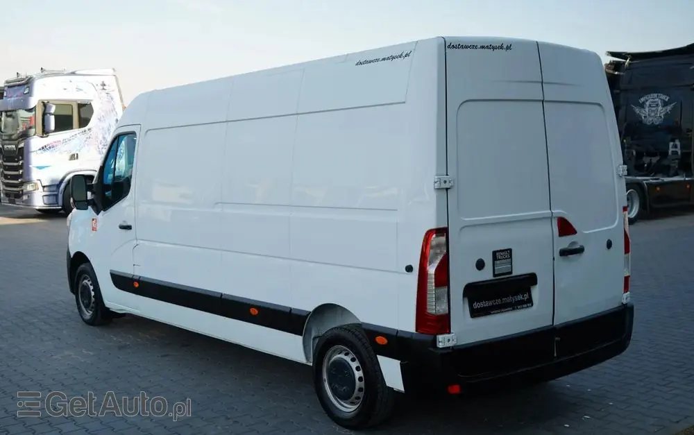RENAULT MASTER / BLASZAK / FURGON / 2023 