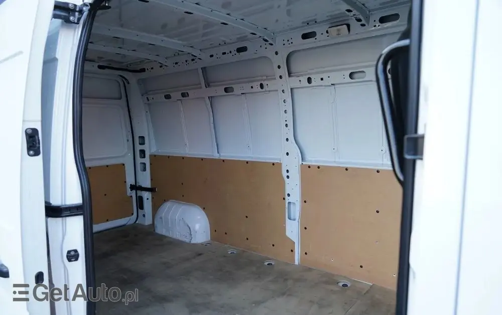 RENAULT MASTER / BLASZAK / FURGON / 2023 