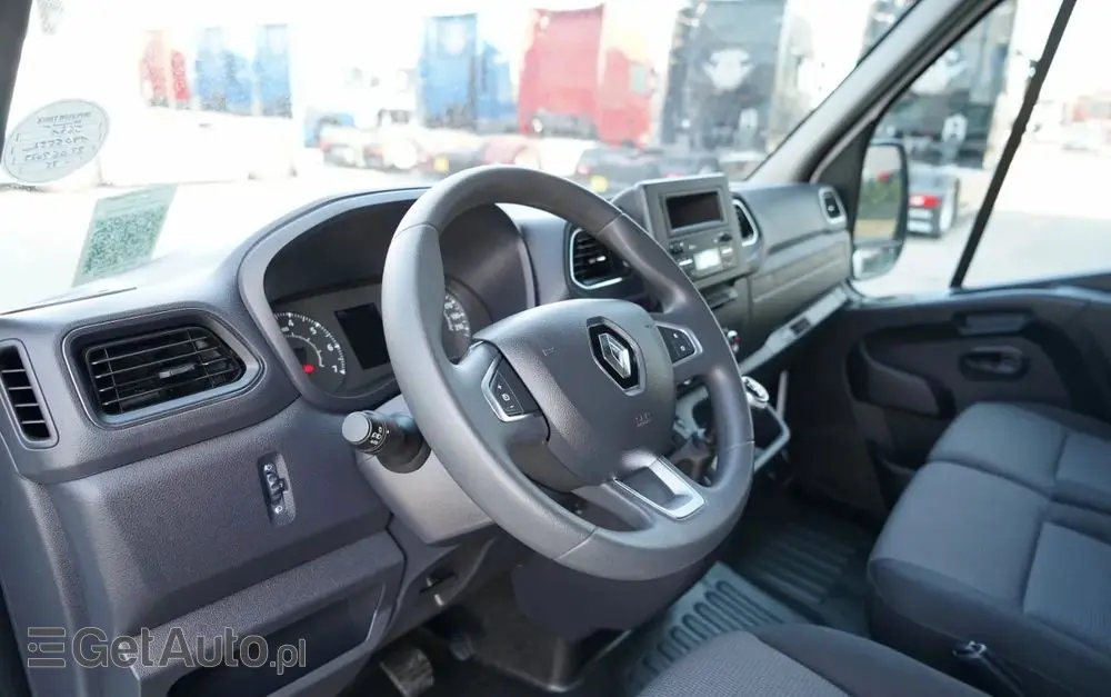 RENAULT MASTER / BLASZAK / FURGON / 2023 