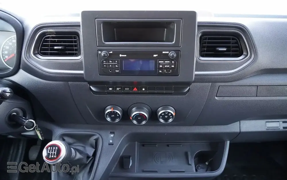 RENAULT MASTER / BLASZAK / FURGON / 2023 