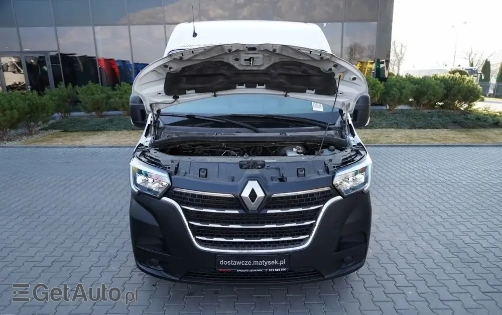 RENAULT MASTER / BLASZAK / FURGON / 2023 
