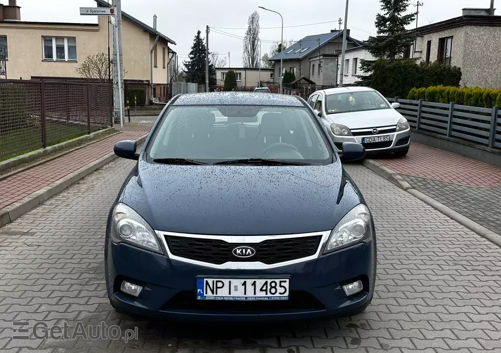 KIA Ceed Cee'd 1.6 Comfort +
