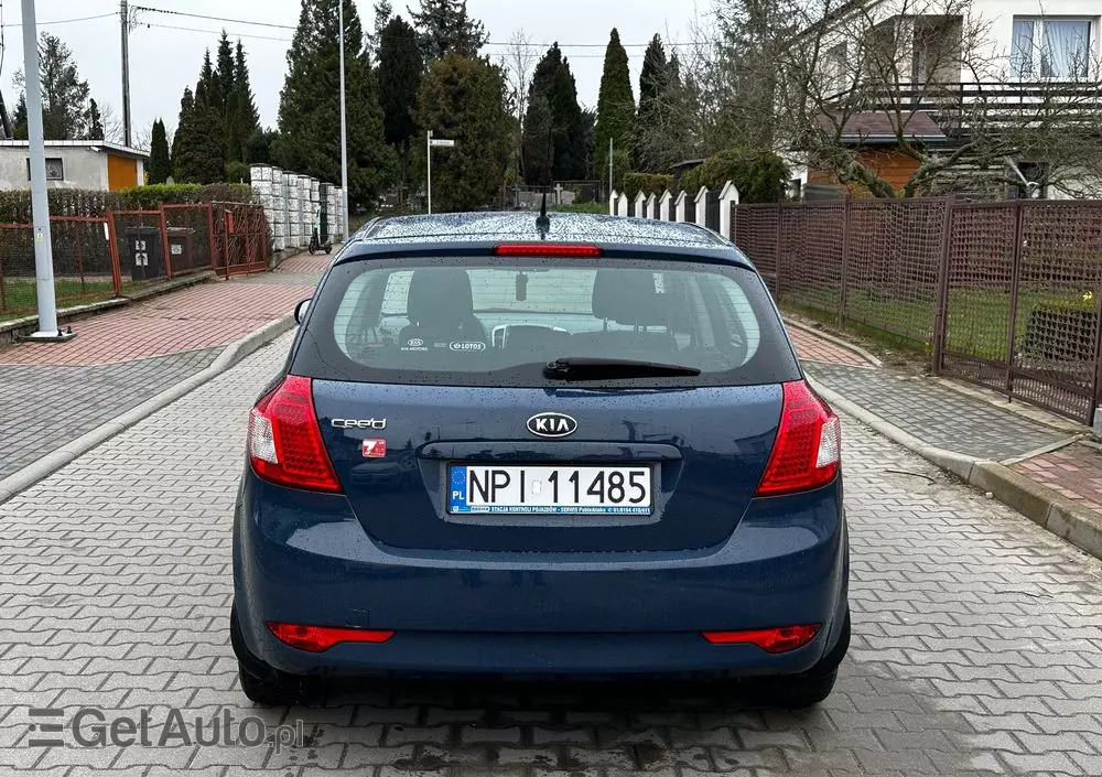 KIA Ceed Cee'd 1.6 Comfort +