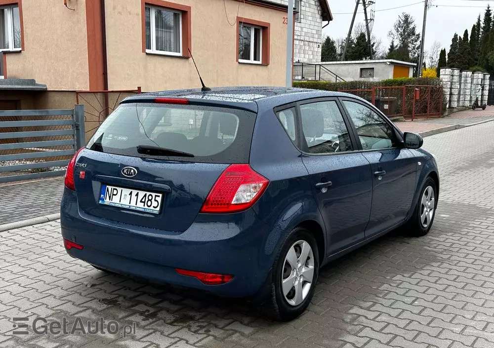 KIA Ceed Cee'd 1.6 Comfort +