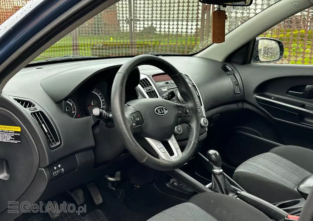 KIA Ceed Cee'd 1.6 Comfort +