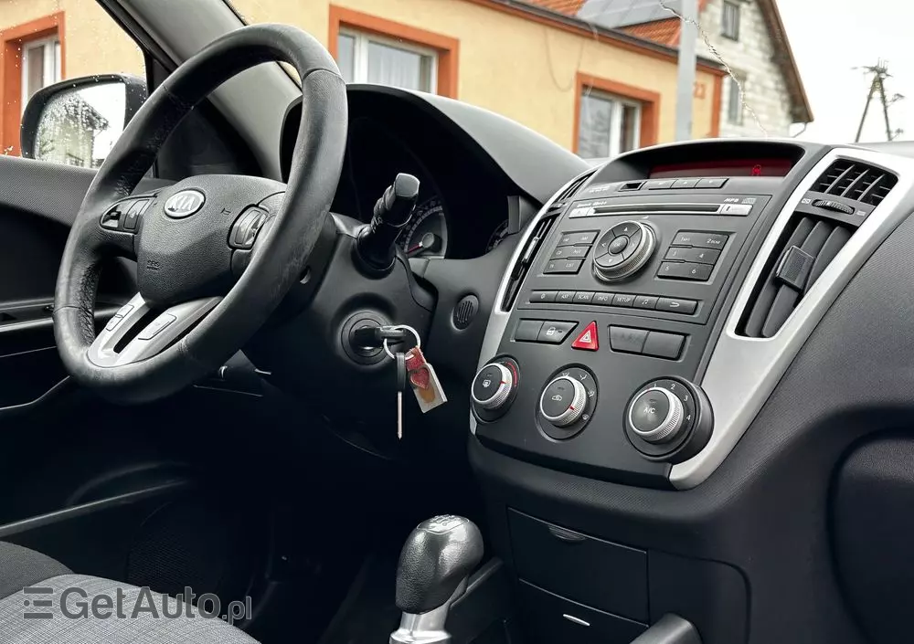 KIA Ceed Cee'd 1.6 Comfort +