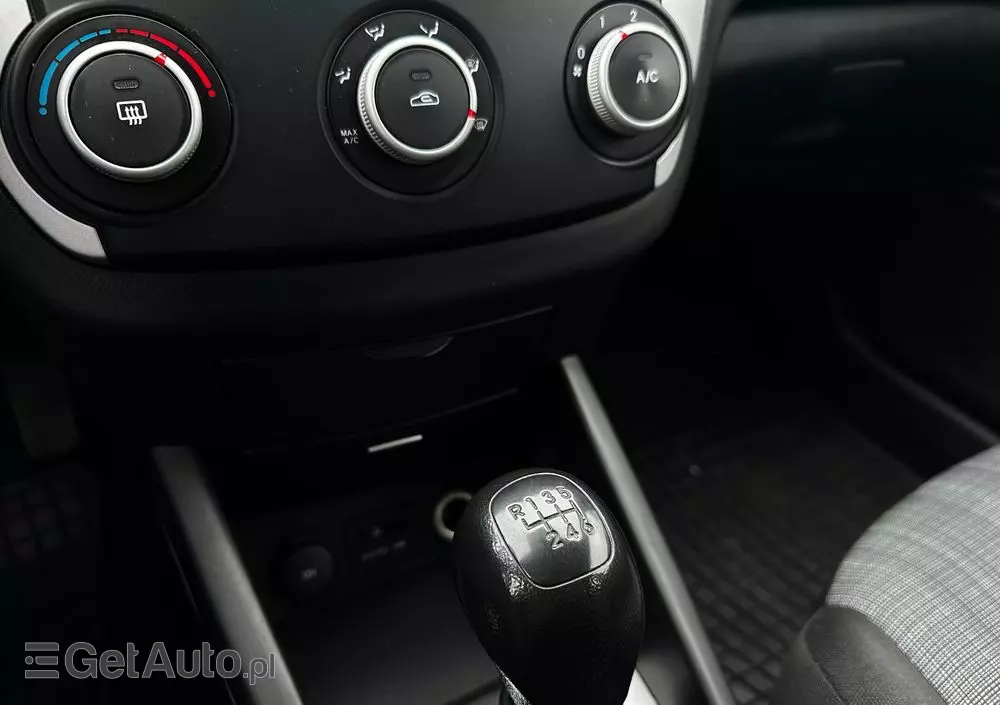 KIA Ceed Cee'd 1.6 Comfort +