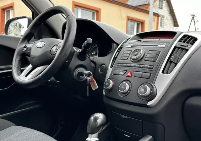 KIA Ceed Cee'd 1.6 Comfort +